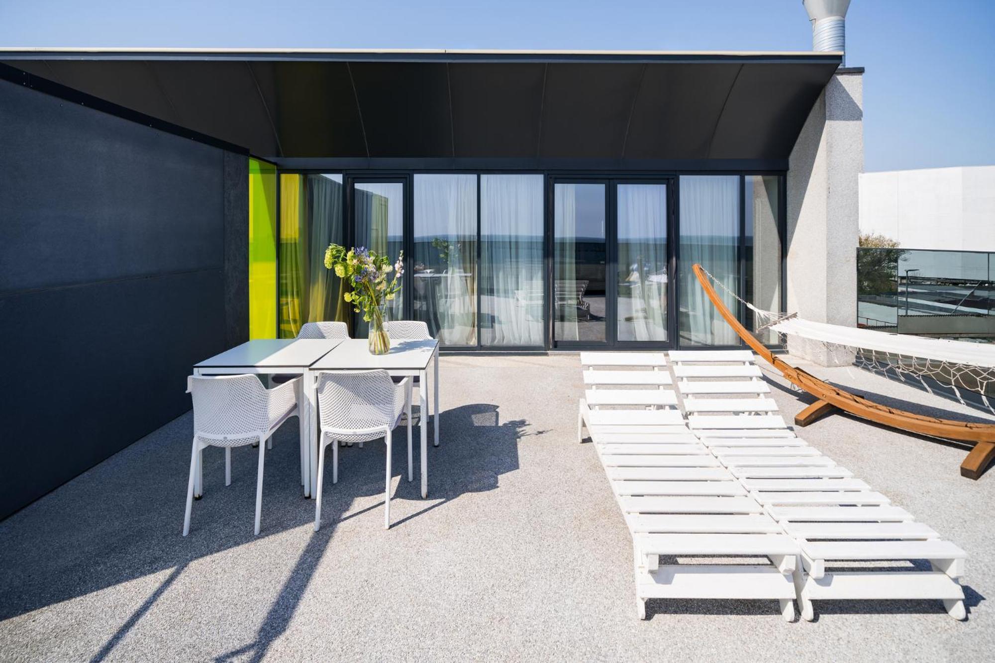 Riva Mamaia Beach Aparthotel Bagian luar foto