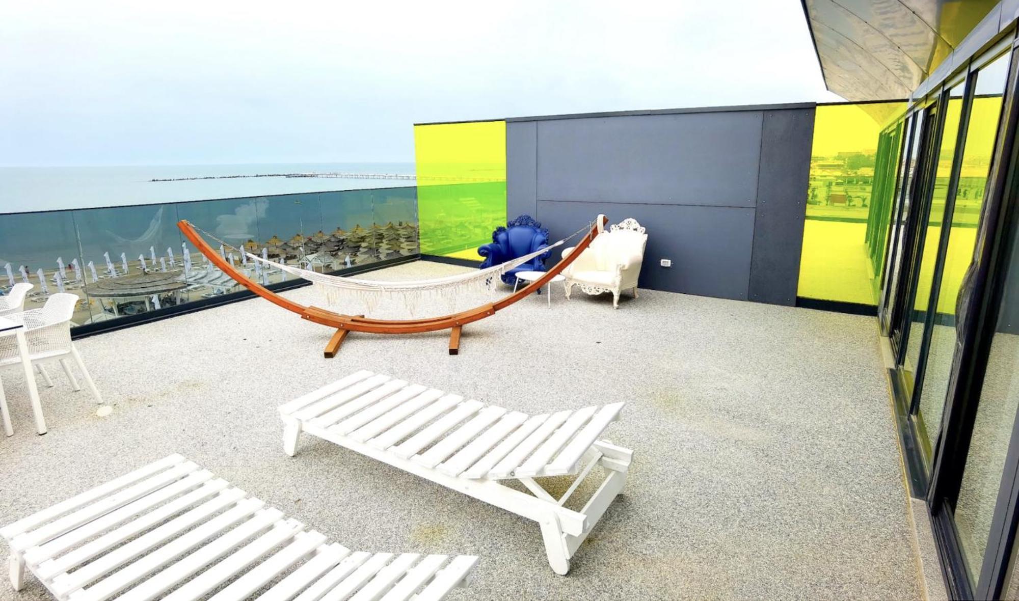 Riva Mamaia Beach Aparthotel Ruang foto